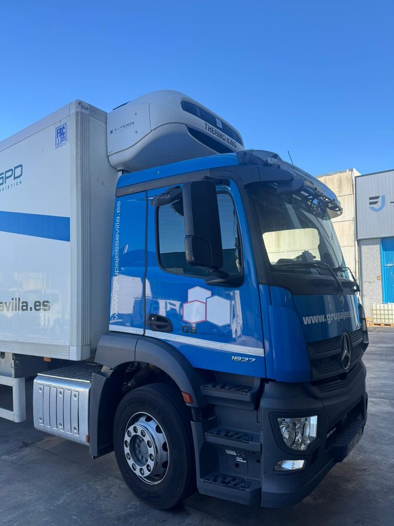 Chasis Mercedes con Equipo de Frío Thermo King serie TX para camión